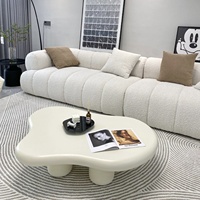 Table basse en forme de nuage, style nordique Instagram, mobilier de maison, design compact, moderne, minimaliste, luxueux pour les salons et les maisons