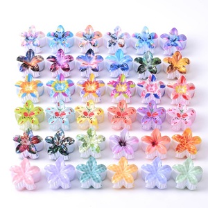 Набор заколок для волос MIO Colorful Frangipani, 2,5/4 см, заколки-цветы, модные пластиковые заколки с принтом, 3 шт./набор, аксессуары для волос - Product Image 2
