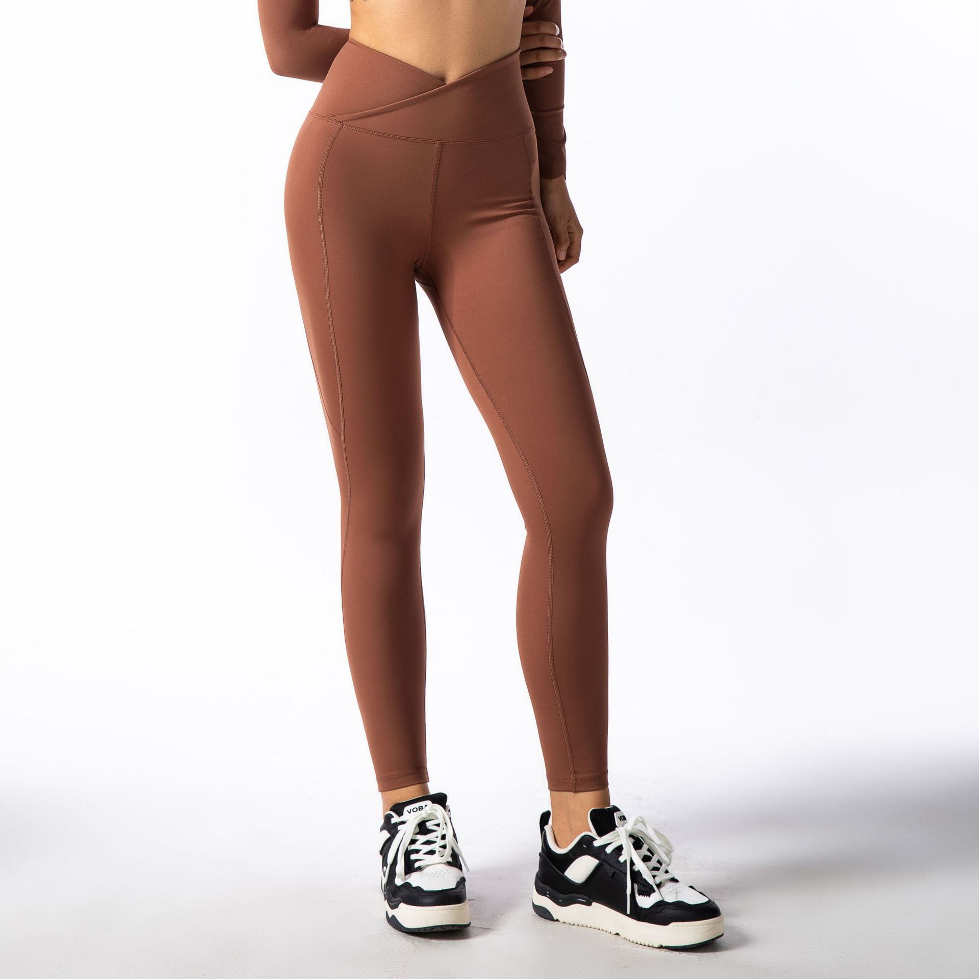 Pantalon taille en V en cacao cuit