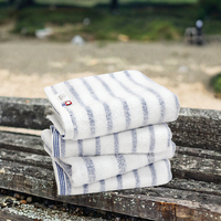 Serviette Imabari HIORIE 100% coton rayée à séchage rapide, serviette de bain 390g 400GSM, serviette à main rouge, technique de tissage pour un usage domestique