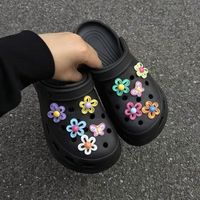 Nouvelle Collection Été : Accessoires Créatifs en Plastique pour Chaussures – Décorations DIY Fleur Couleur Gelée pour Chaussons Fille – Cadeau Promotionnel