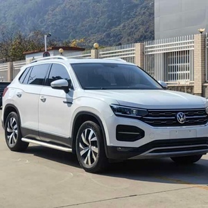 SUV d'occasion pour <span class=keywords><strong>Tiguan</strong></span> modèle <span class=keywords><strong>2019</strong></span> 330TSI, transmission intégrale, édition luxe, Euro III, conduite à gauche, boîte automatique, sièges en cuir foncé - Product Image 2
