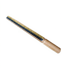 Sizer de tube de cire de bois dur pour des anneaux utilisés pour agrandir le diamètre de trou des modèles d'anneau de cire à la taille correcte de doigt requise. - Product Image 1