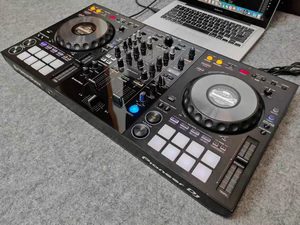 คอนโทรลเลอร์ดีเจ <span class=keywords><strong>Rekordbox</strong></span> DDJ800 พร้อมมิกเซอร์เสียงและเอฟเฟกต์สำหรับซอฟต์แวร์ <span class=keywords><strong>Rekordbox</strong></span> DJ ผลิตในหูหนาน - Product Image 1