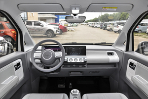 Chinesisches Wuling Auto Linkslenker Automatisches Günstiges Kleines Wuling Mini Air EV Elektroauto Hergestellt in China für Erwachsene zu Verkaufen - Product Image 6