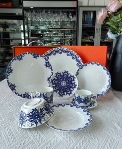Service de table en porcelaine fine bleue et blanche, style chinois, assiette, tasse, soucoupe, boîte cadeau, motifs multiples, personnalisable - Product Image 1