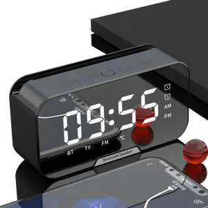 2024 Hete Wekker Radio Bluetooth Speaker Multifunctionele Klok Draadloze Bluetooth Speaker Met Led Display 8H Werktijd