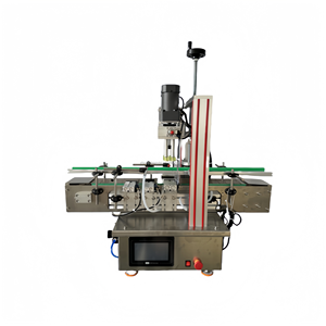 Ligne d'embouteillage entièrement automatique pour bouteilles cosmétiques en PET avec équipement de capsulage et d'étiquetage pour emballages multifonctionnels en verre et en canettes - Product Image 2
