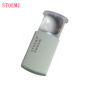 Loupe de poche STOEMI 7823 6X, mini, légère, en plastique PMMA acrylique, avec éclairage LED coulissant (lunettes grossissantes) - Product Image 2
