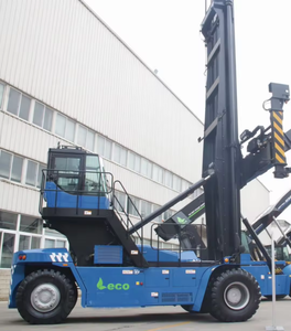 מלגזה חשמלית סינית איכותית מדגם XCH908E בעלת כושר הרמה של 9 טון, להעברת מכולות ריקות, עם יכולת ערימה של 8 שכבות, לפעילות נמלית. - Product Image 2