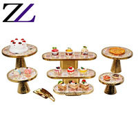 Support à gâteau rond en acier inoxydable martelé avec piédestal, noir et or, réutilisable pour la présentation de desserts, idéal pour les décorations de mariage