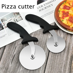 Outils de <span class=keywords><strong>pizza</strong></span> de 10cm de rouleaux de couteau à <span class=keywords><strong>pizza</strong></span> en acier inoxydable de grande et petite taille en gros d'usine - Product Image 1