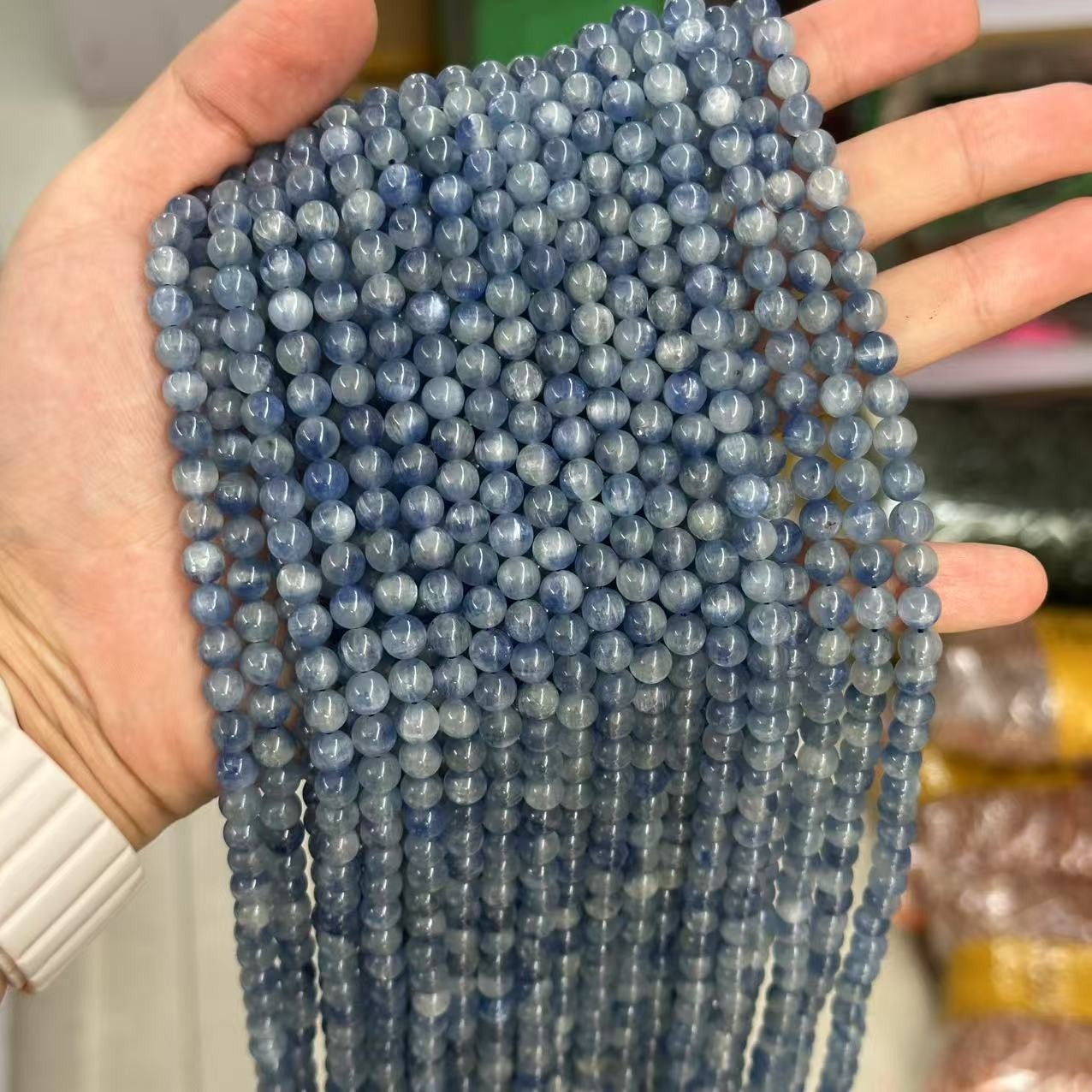 Blue Kyanite 6mm (around 60-63 bead)