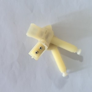 Interruptor de Luz de Freno Volkswagen 857945515A 12V, Pieza de Repuesto para Reparación y Reemplazo - Product Image 2
