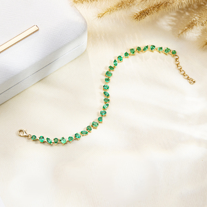 Bracelet tennis MSB-625 Messi Jewelry en or jaune 18 carats personnalisable avec émeraudes de laboratoire de formes fantaisie variées - Product Image 3