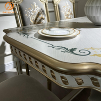 Mobilier européen en velours royal d'hôtel Villa en bois personnalisable Ensemble de chaises classiques françaises rétro Table de salle à manger solide haut de gamme