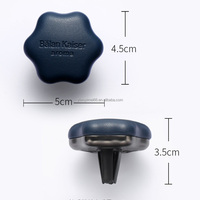 Diffuseur de parfum pour voiture à clipser sur grille d'aération, 1 parfum naturel, diffuseur de parfum en cuir personnalisable pour l'intérieur de la voiture