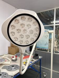 उच्च गुणवत्ता वाली छत वाली सर्जिकल ऑपरेटिंग लाइट-30000लक्स छाया रहित परीक्षा दीपक - Product Image 6