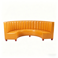 Luxuriöse Maßgefertigte Halbrunde Sitzbank mit Gerilltem Design, Moderne PU-Leder-Polsterung, Kommerzielle Esszimmer-Sofa für Hotel- und Einkaufszentrum-Nutzung