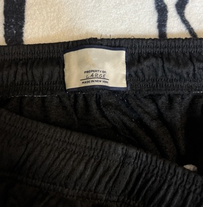 Shorts EE <span class=keywords><strong>de</strong></span> la Más Alta Calidad al por Mayor para Hombre con Logotipo Láser y Tela <span class=keywords><strong>de</strong></span> Malla Transpirable, Embalaje Original, Shorts Deportivos <span class=keywords><strong>de</strong></span> <span class=keywords><strong>Verano</strong></span> - Product Image 4