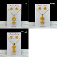 Parure de bijoux ethniques en laiton plaqué or 24 carats, motif floral ajouré, collier, boucles d'oreilles et bague, style vietnamien et indien, pour mariages, banquets et fêtes