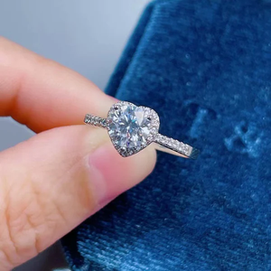 Bague créative en pierres précieuses en forme de cœur, style classique, zircon taillé en diamant et perles, bijoux pour les festivals de la Saint-Valentin - Product Image 2