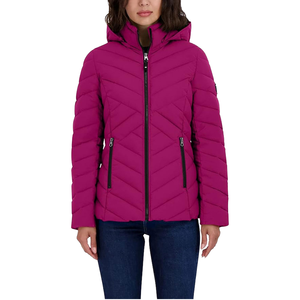 โรงงานขายส่งเสื้อแจ็คเก็ตยีนส์ผู้หญิงแบบมีไข่มุก ระบายอากาศได้ดี ตกแต่งด้วยไข่มุก ทรงหลวม บางเบา สไตล์สั้น สำหรับฤดูใบไม้ผลิและฤดูใบไม้ร่วง เหมาะสำหรับงานแต่งงาน - Product Image 1