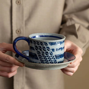 Tasse à café japonaise, tasse à latte, soucoupe en céramique, tasse à expresso, mug à thé original, accessoires variés, esthétique unique, mug à lait pour dégustation - Product Image 1