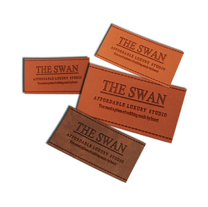 Giá thấp Thiết kế thời trang biểu tượng tùy chỉnh mềm Debossed có thể gập lại PU vá da thật nhãn cho quần áo túi xách và quần jean may mặc - Product Image 3