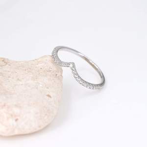 OAHLAN moda lüks takı yuvarlak kesim kübik zirkon kaplama sivri <span class=keywords><strong>V</strong></span> şekilli Women kadınlar için 925 ayar gümüş yüzük - Product Image 4