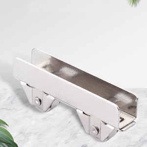 Poulie moderne en fer magnétique argentée pour porte coulissante de placard en verre avec double roulement 8 cm pour cuisine et entrepôt - Product Image 5