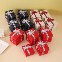 Emballage cosmétique de luxe personnalisé, boîte à couvercle supérieur et inférieur en carton blanc, boîtes cadeaux élégantes pour la Saint-Valentin, ruban à nœud, boîtes carrées rigides