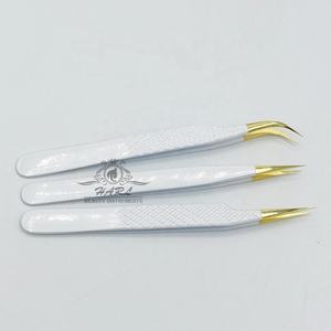 Pinzas de acero inoxidable blancas y doradas de etiqueta privada Agarre antideslizante Extensión de pestañas Pestañas de punta de fibra para uso en cejas - Product Image 5