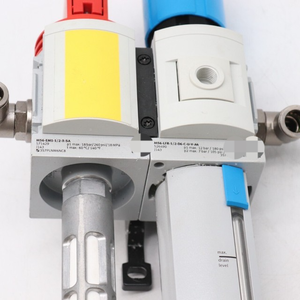 Yeni Orijinal Stok Toptan MS6-EM1-1/<span class=keywords><strong>2</strong></span>-R-SA Endüstriyel Otomasyon PLC Programlama Kontrol Cihazı - Product Image 1
