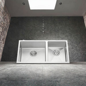 Évier double encastré d'angle en acier inoxydable 304 fait main pour extérieur, fabrication Foshan, avec trois trous et robinet en laiton - Product Image 2