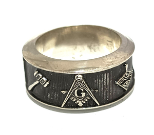Bague de fraternité personnalisée à bon prix |   Bague personnalisée avec lettre grecque |   Options Or et Argent - Product Image 2