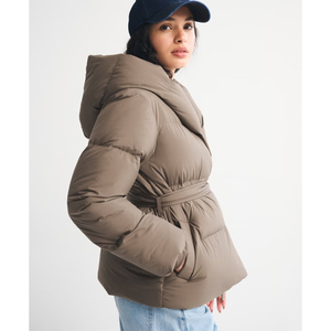 Manteau d'hiver chaud en duvet pour femme, design personnalisé, col oversize chic, court et matelassé - Product Image 2