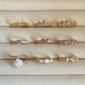 Bague papillon vintage Bague unique en laiton pour femme Bague ajustable pour femme et fille - Product Image 1