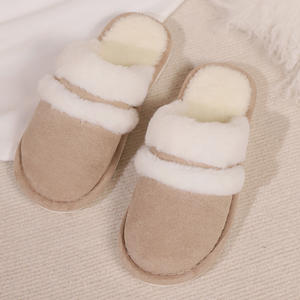 Chaussons d'intérieur en coton épais pour femmes, nouveaux, en peluche, confortables et antidérapants pour l'hiver, l'été et l'automne - Product Image 4