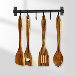 ชุดอุปกรณ์ทำครัวไม้สัก 6 ชิ้น ช้อนด้ามยาว ตะหลิว ช้อนเสิร์ฟสลัด อุปกรณ์ครัว - Product Image 3