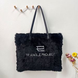 <b>Large</b> <b>Plush</b> Women Shoulder Bag Soft Fluffy Faux Fur Tote Bags Custom Logo Winter Bags - Product Image 2