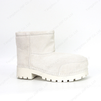 Sepatu Bot Musim Dingin Wanita dari Kulit Suede Sapi dengan Sol Tebal, Bulu Domba Termal Lembut Hangat, Platform Salju, Bulu Shearling.