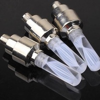 Nouvelles Lumières LED Universelles pour Valve de Pneu de Roue de Voiture, Anneaux Lumineux pour Voitures, Vélos, Motos, Alimentées par Piles