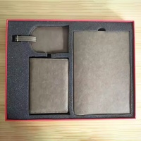 Ensemble personnalisé de haute qualité coloré porte-passeport et étiquette de bagage avec ordinateur portable