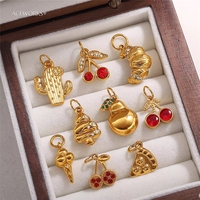 Gourmet Gallery |   Pendentif breloque en acier inoxydable plaqué or PVD 18 carats pour la fabrication de bijoux (thème boulangerie, aliments, fruits) |   Imperméable et durable