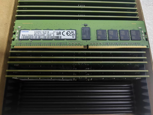 โมดูลหน่วยความจำเซิร์ฟเวอร์ระดับองค์กร 32GB DDR4 3200MHz M393A4G40BB3-CWE ECC RDIMM ความจุขนาดใหญ่ รับประกันความเสถียร อัปเกรด RAM ในตัว - Product Image 5
