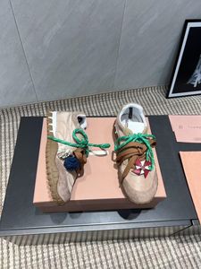 Nueva Llegada, Zapatos Casuales con Cordones Planos de la Famosa Marca de Diseñador MIU, Zapatillas de Moda Transpirables de Alta Calidad - Product Image 4