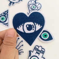 Patch brodé Œil protecteur bleu, motif Hamsa, paume et lune, à coudre/à repasser, applique de réparation, accessoires de bricolage pour vêtements