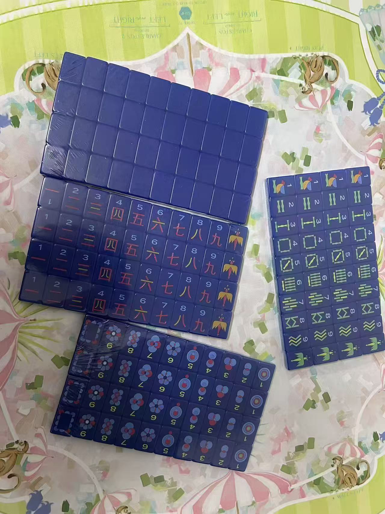 Ensemble de Mahjong bleu foncé