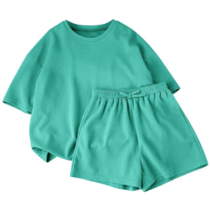 Completo estivo da <span class=keywords><strong>bambina</strong></span> in 2 pezzi, set rinfrescante per bambini con t-shirt a maniche corte con spalle scese e pantaloncini, set di abbigliamento per bambini - Product Image 5